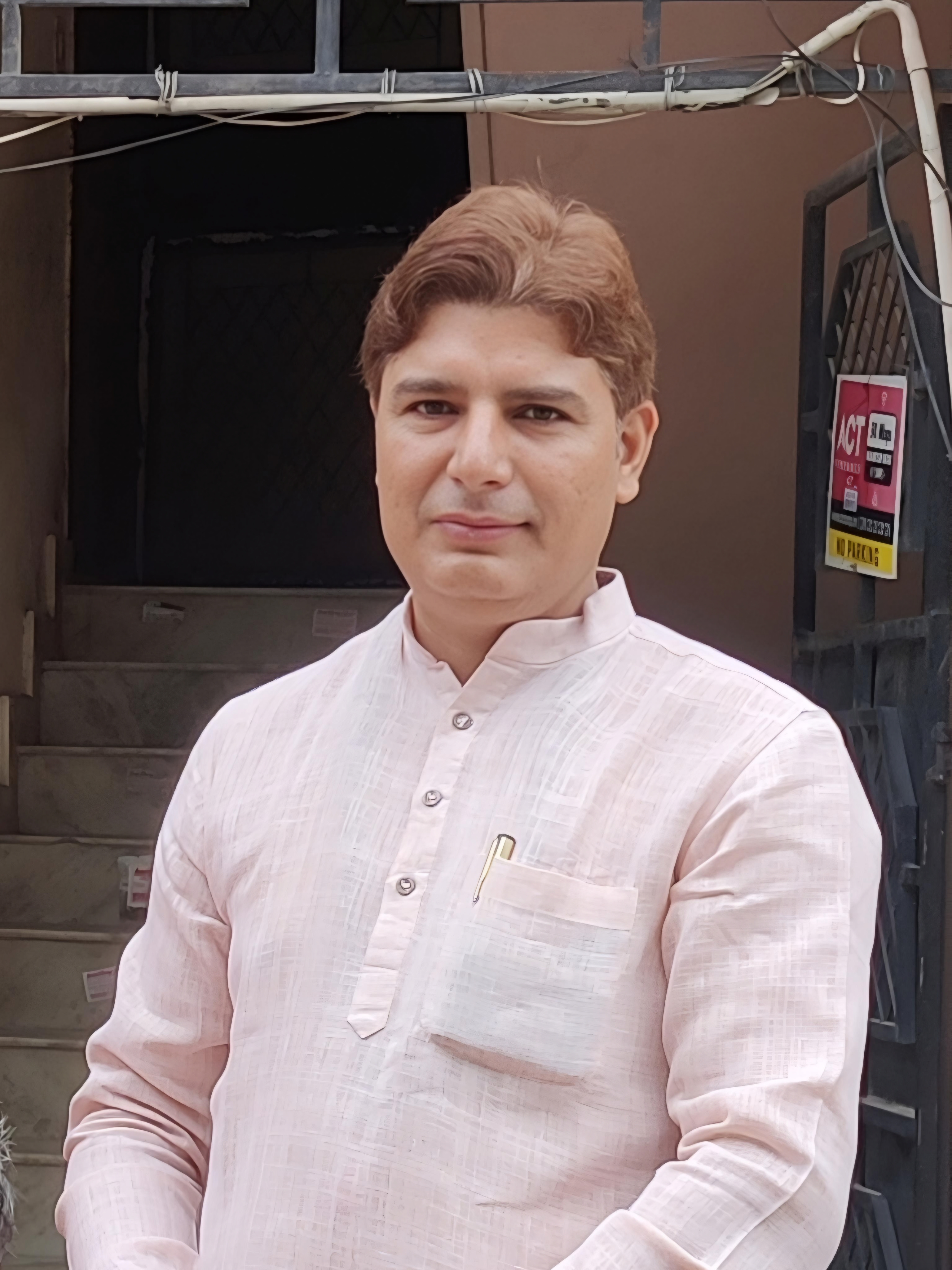 Shri Ravi Arya Ji